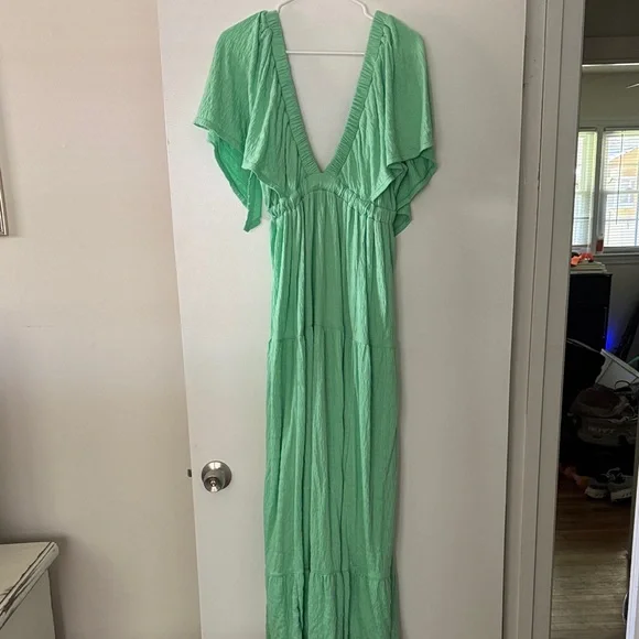 Free People Beach Light Green V-Neck Maxi Dress - Picture 3 of 8